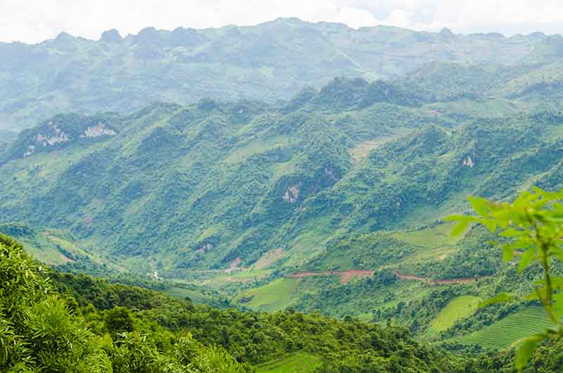 249 - Vietnam - montes Hoang Lien o Alpes Tonquineses - paisaje